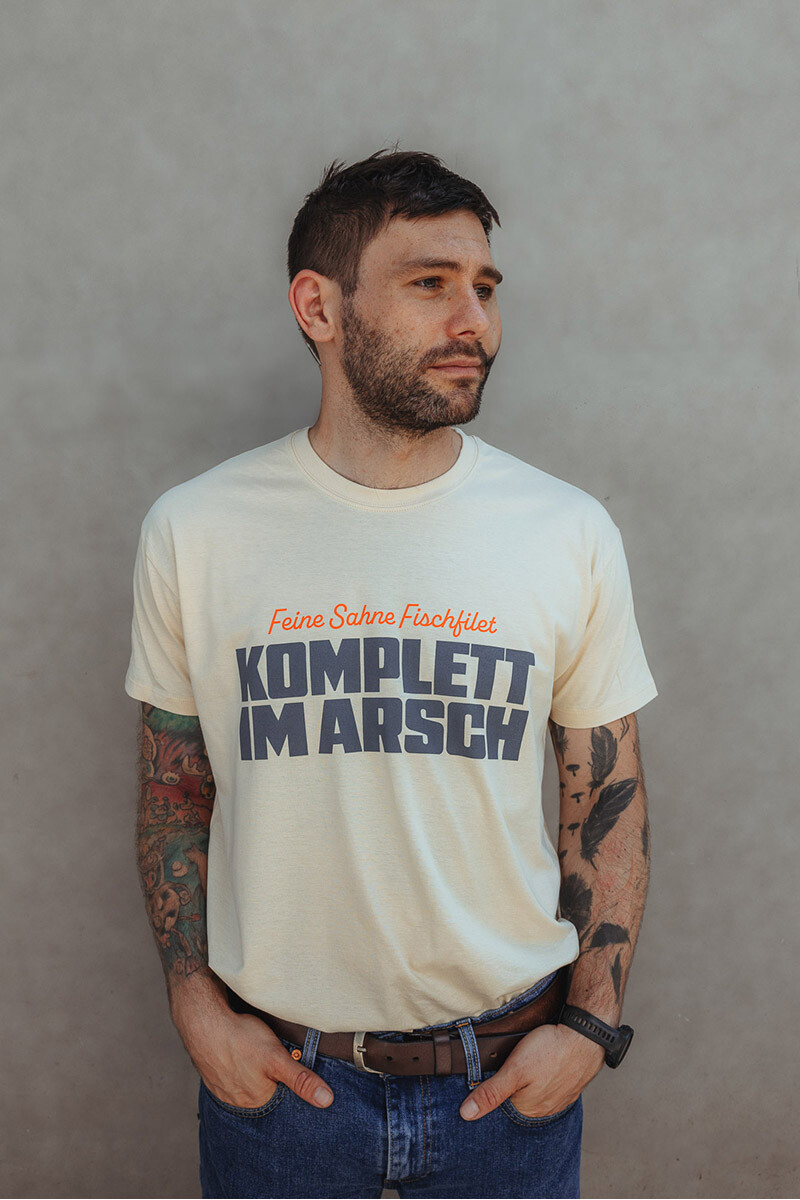 T-Shirt Komplett im Arsch Cream