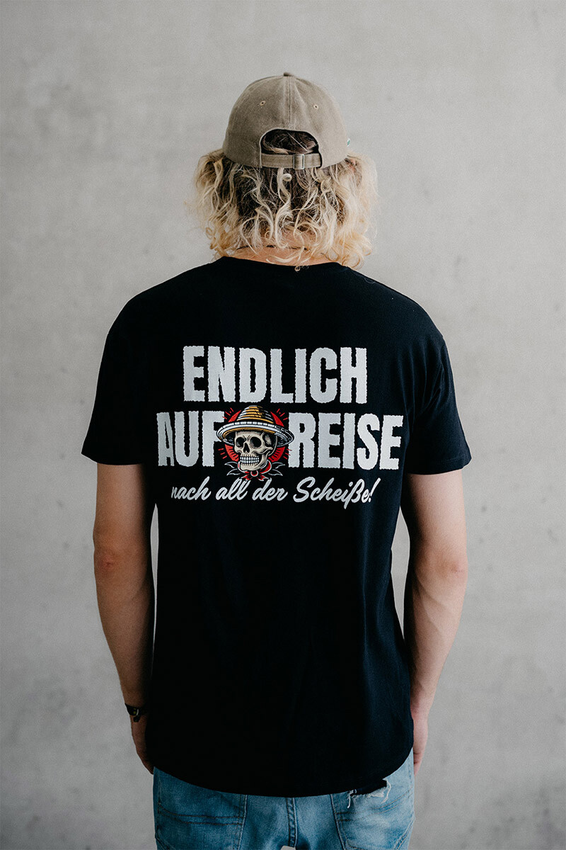 T-Shirt Endlich auf Reise Schwarz