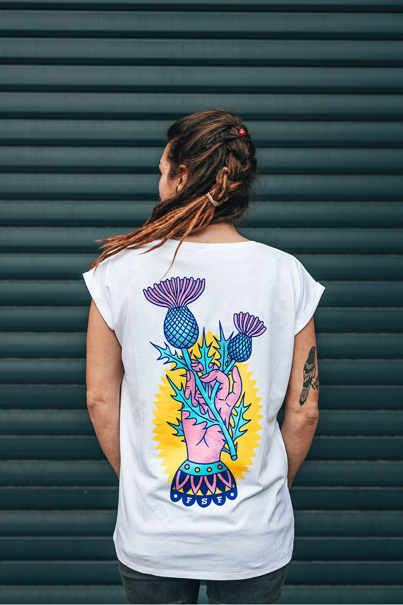 Ladies T-Shirt Distel im Beton Wei&szlig box